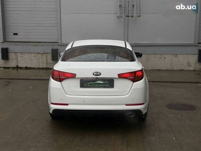 Киа K5, объемом двигателя 2 л и пробегом 307 тыс. км за 9290 $, фото 12 на Automoto.ua