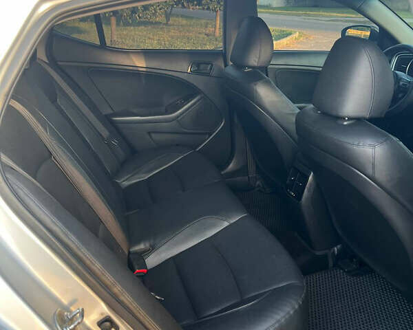 Киа K5, объемом двигателя 2 л и пробегом 190 тыс. км за 11700 $, фото 5 на Automoto.ua