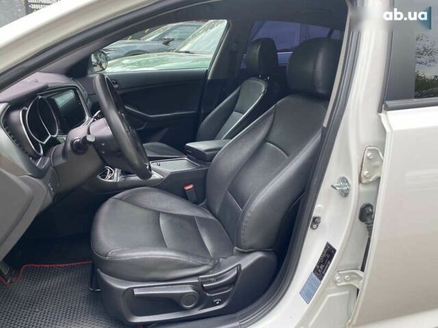 Киа K5, объемом двигателя 2 л и пробегом 217 тыс. км за 11000 $, фото 8 на Automoto.ua
