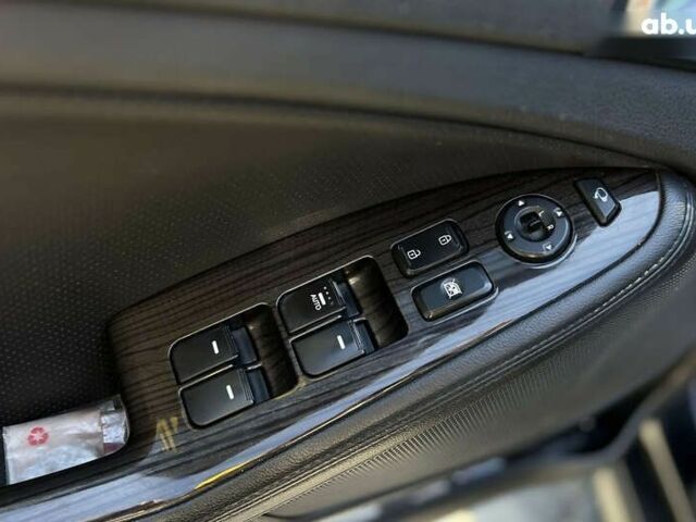 Киа K5, объемом двигателя 2 л и пробегом 263 тыс. км за 10200 $, фото 14 на Automoto.ua