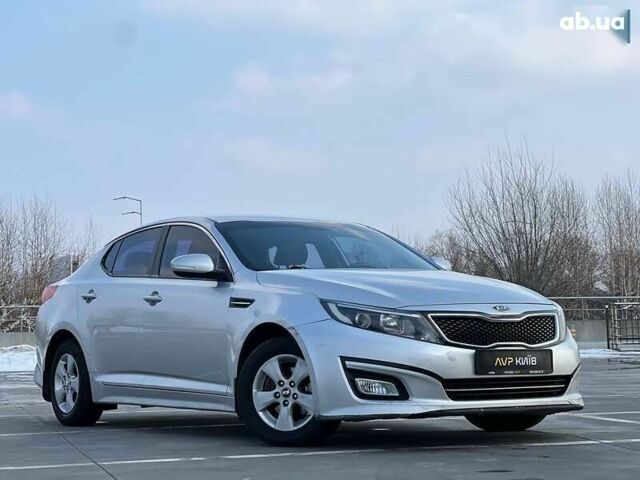 Киа K5, объемом двигателя 2 л и пробегом 216 тыс. км за 7600 $, фото 7 на Automoto.ua