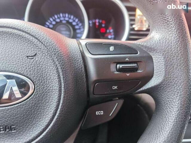 Кіа K5, об'ємом двигуна 2 л та пробігом 209 тис. км за 12790 $, фото 17 на Automoto.ua