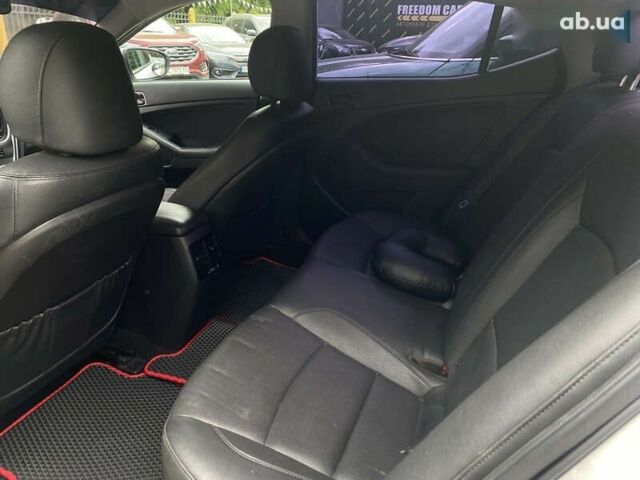 Киа K5, объемом двигателя 2 л и пробегом 217 тыс. км за 11000 $, фото 10 на Automoto.ua