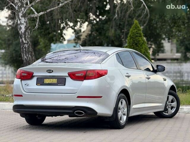 Кіа K5, об'ємом двигуна 2 л та пробігом 218 тис. км за 8350 $, фото 15 на Automoto.ua