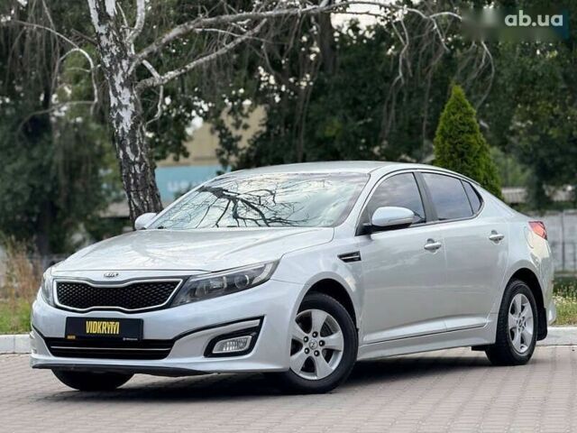 Кіа K5, об'ємом двигуна 2 л та пробігом 218 тис. км за 8350 $, фото 1 на Automoto.ua