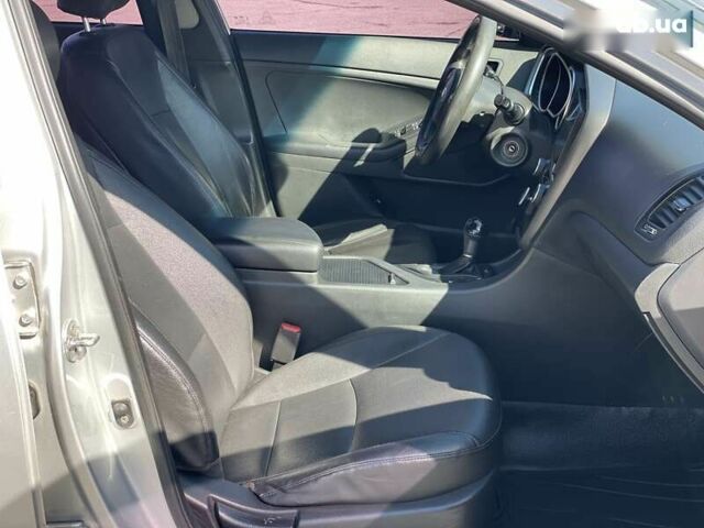 Киа K5, объемом двигателя 2 л и пробегом 262 тыс. км за 8990 $, фото 13 на Automoto.ua