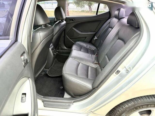 Кіа K5, об'ємом двигуна 2 л та пробігом 218 тис. км за 8350 $, фото 28 на Automoto.ua