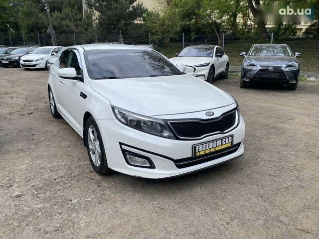 Киа K5, объемом двигателя 2 л и пробегом 217 тыс. км за 11000 $, фото 1 на Automoto.ua