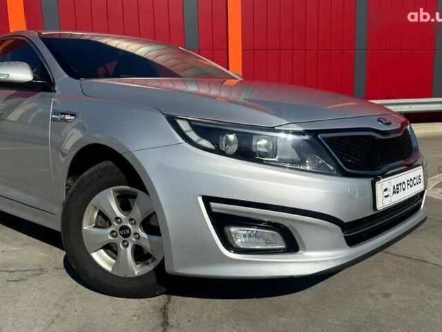 Киа K5, объемом двигателя 2 л и пробегом 225 тыс. км за 9490 $, фото 1 на Automoto.ua