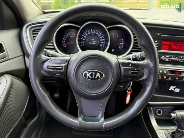 Кіа K5, об'ємом двигуна 2 л та пробігом 218 тис. км за 8350 $, фото 18 на Automoto.ua