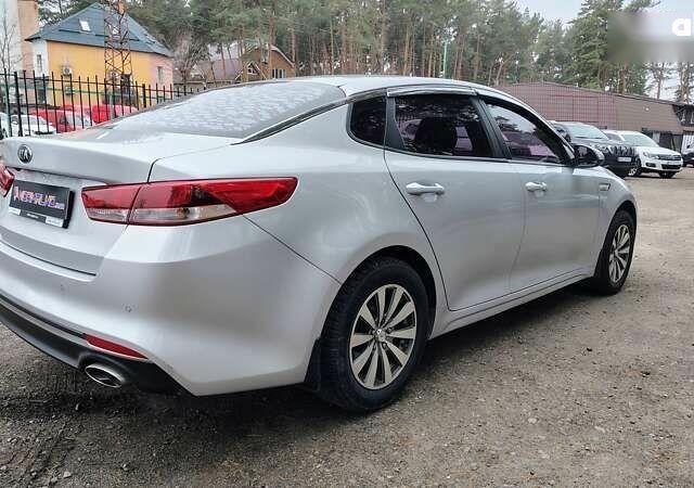 Киа K5, объемом двигателя 2 л и пробегом 314 тыс. км за 9999 $, фото 6 на Automoto.ua