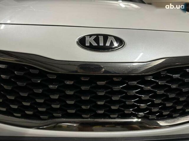 Киа K5, объемом двигателя 0 л и пробегом 200 тыс. км за 12700 $, фото 5 на Automoto.ua