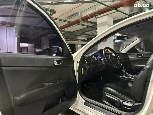 Киа K5, объемом двигателя 0 л и пробегом 200 тыс. км за 12700 $, фото 16 на Automoto.ua