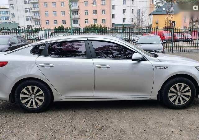 Киа K5, объемом двигателя 2 л и пробегом 314 тыс. км за 9999 $, фото 7 на Automoto.ua