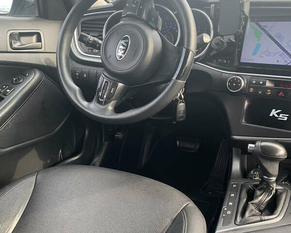 Киа K5, объемом двигателя 2 л и пробегом 440 тыс. км за 9200 $, фото 15 на Automoto.ua