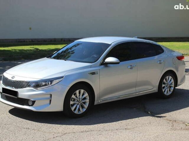Киа K5, объемом двигателя 2 л и пробегом 158 тыс. км за 14799 $, фото 1 на Automoto.ua