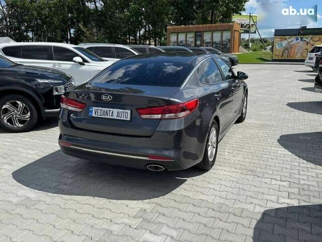Кіа K5, об'ємом двигуна 2 л та пробігом 257 тис. км за 12200 $, фото 5 на Automoto.ua