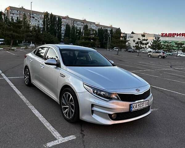 Киа K5, объемом двигателя 2 л и пробегом 219 тыс. км за 12900 $, фото 2 на Automoto.ua