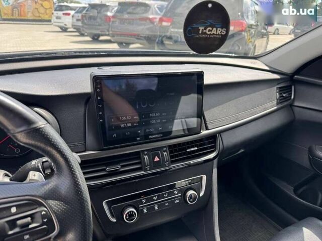 Кіа K5, об'ємом двигуна 2 л та пробігом 257 тис. км за 12200 $, фото 11 на Automoto.ua