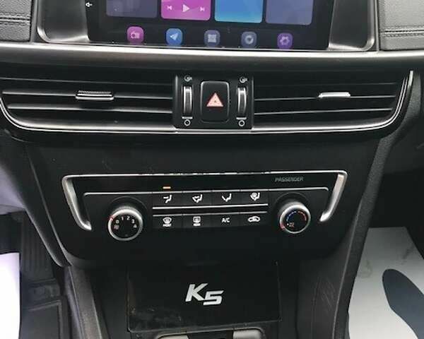 Киа K5, объемом двигателя 2 л и пробегом 247 тыс. км за 11990 $, фото 2 на Automoto.ua