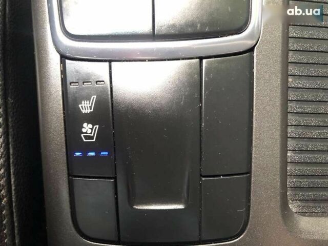 Киа K5, объемом двигателя 2 л и пробегом 320 тыс. км за 11990 $, фото 16 на Automoto.ua