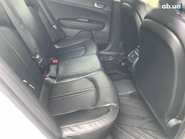 Киа K5, объемом двигателя 2 л и пробегом 247 тыс. км за 11990 $, фото 5 на Automoto.ua