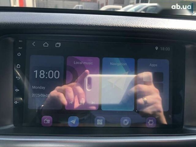 Кіа K5, об'ємом двигуна 2 л та пробігом 339 тис. км за 11490 $, фото 12 на Automoto.ua
