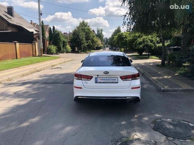 Киа K5, объемом двигателя 2 л и пробегом 335 тыс. км за 10990 $, фото 6 на Automoto.ua