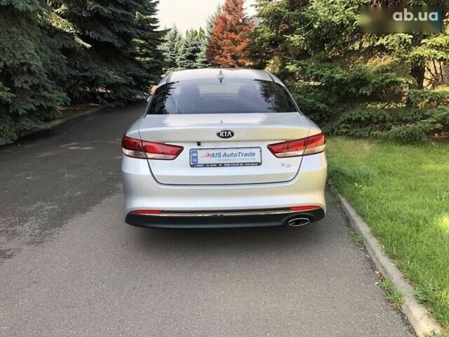 Киа K5 2017 в Киеве на Automoto.ua Киа K5, объемом двигателя 2 л и пробегом 339 тыс. км за 11990 $, фото 7 на Automoto.ua