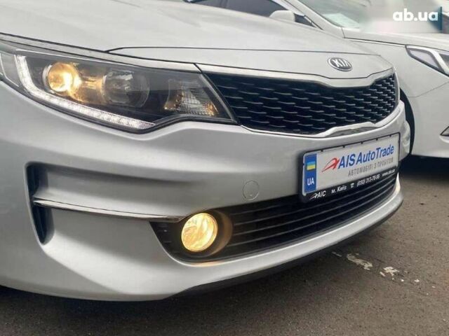 Киа K5, объемом двигателя 2 л и пробегом 274 тыс. км за 11990 $, фото 2 на Automoto.ua