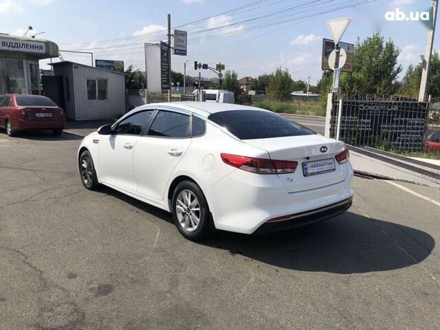 Кіа K5, об'ємом двигуна 2 л та пробігом 339 тис. км за 11490 $, фото 2 на Automoto.ua
