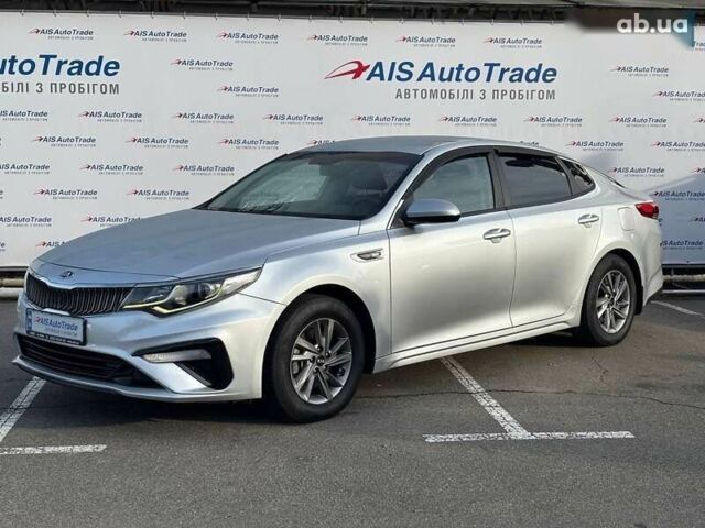 Киа K5, объемом двигателя 0 л и пробегом 266 тыс. км за 13490 $, фото 1 на Automoto.ua