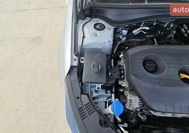 Киа K5, объемом двигателя 0 л и пробегом 266 тыс. км за 13490 $, фото 14 на Automoto.ua