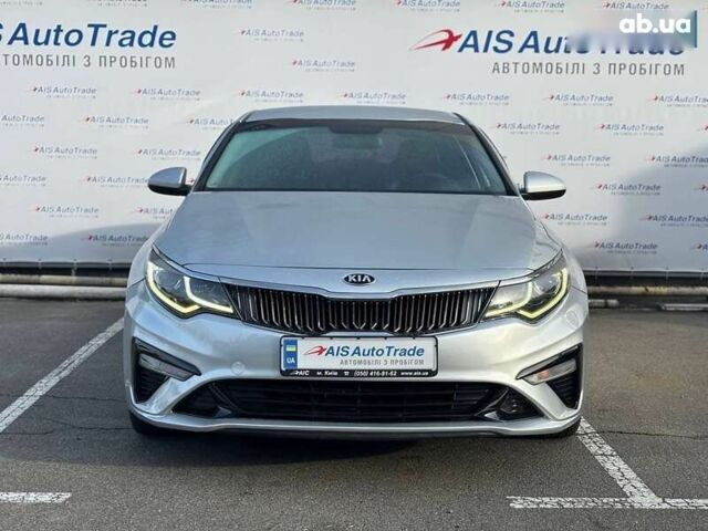 Киа K5, объемом двигателя 0 л и пробегом 266 тыс. км за 13490 $, фото 2 на Automoto.ua