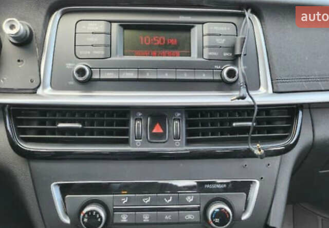 Киа K5, объемом двигателя 2 л и пробегом 235 тыс. км за 9800 $, фото 12 на Automoto.ua