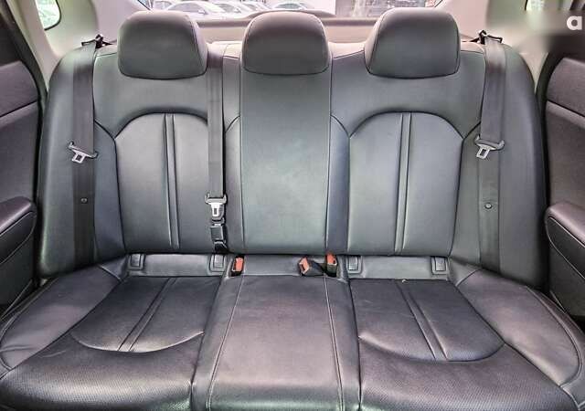 Киа K5, объемом двигателя 0 л и пробегом 266 тыс. км за 13490 $, фото 9 на Automoto.ua