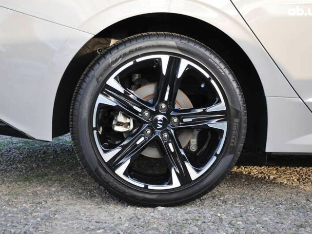 Киа K5, объемом двигателя 1.6 л и пробегом 11 тыс. км за 27700 $, фото 8 на Automoto.ua