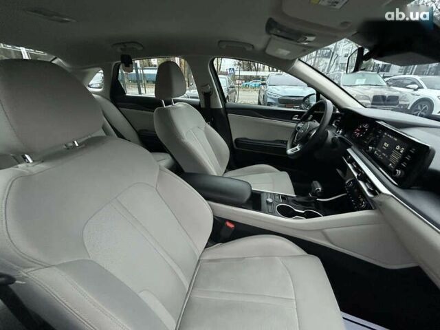 Киа K5, объемом двигателя 1.6 л и пробегом 109 тыс. км за 20500 $, фото 28 на Automoto.ua