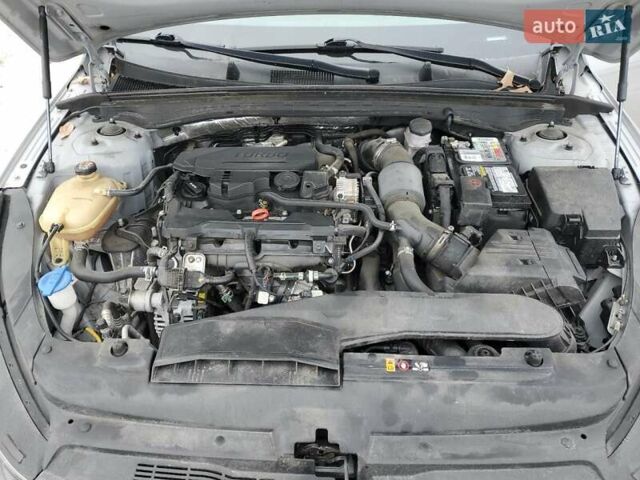 Киа K5, объемом двигателя 0 л и пробегом 94 тыс. км за 8500 $, фото 10 на Automoto.ua