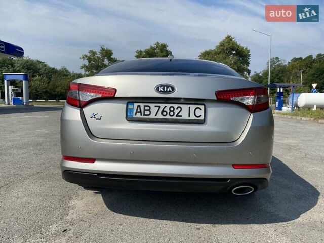 Серый Киа K5, объемом двигателя 2 л и пробегом 250 тыс. км за 10200 $, фото 8 на Automoto.ua