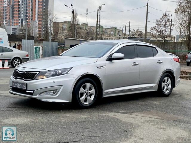 Серый Киа K5, объемом двигателя 2 л и пробегом 123 тыс. км за 7000 $, фото 9 на Automoto.ua