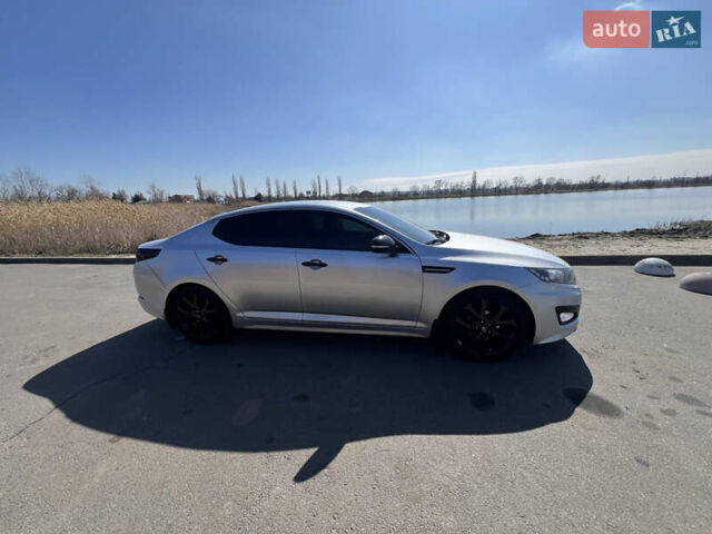 Сірий Кіа K5, об'ємом двигуна 2 л та пробігом 248 тис. км за 9500 $, фото 16 на Automoto.ua