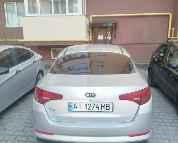Сірий Кіа K5, об'ємом двигуна 2 л та пробігом 420 тис. км за 9500 $, фото 3 на Automoto.ua