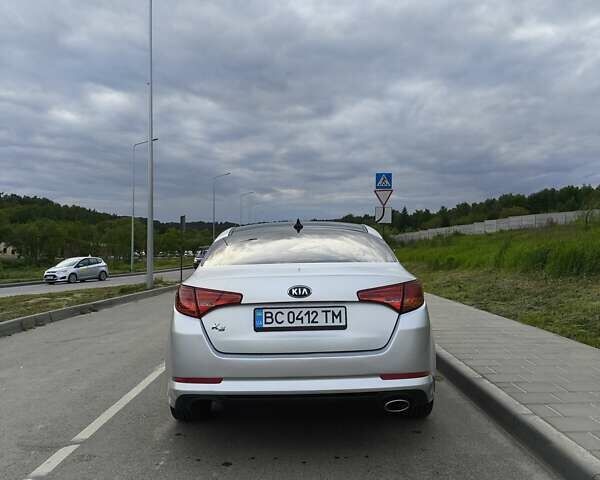 Сірий Кіа K5, об'ємом двигуна 2 л та пробігом 181 тис. км за 8250 $, фото 3 на Automoto.ua