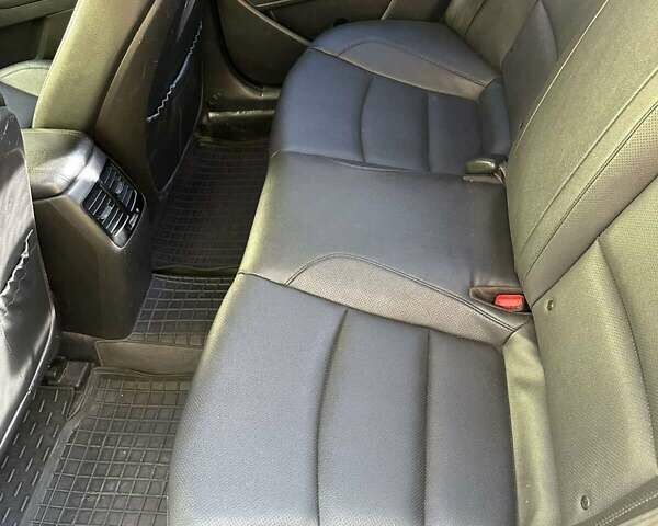 Серый Киа K5, объемом двигателя 2 л и пробегом 280 тыс. км за 6800 $, фото 7 на Automoto.ua