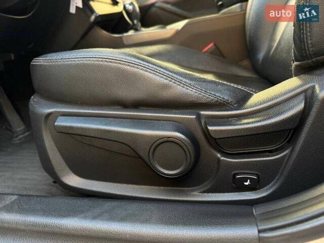 Сірий Кіа K5, об'ємом двигуна 2 л та пробігом 215 тис. км за 10200 $, фото 8 на Automoto.ua