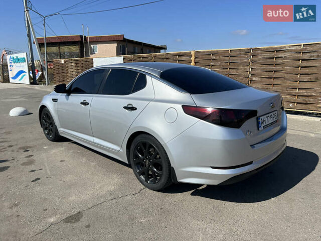 Сірий Кіа K5, об'ємом двигуна 2 л та пробігом 248 тис. км за 9500 $, фото 15 на Automoto.ua