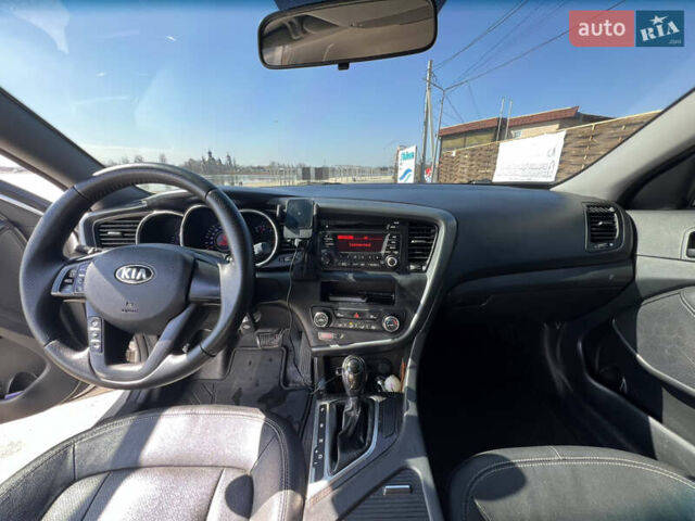 Сірий Кіа K5, об'ємом двигуна 2 л та пробігом 248 тис. км за 9500 $, фото 20 на Automoto.ua