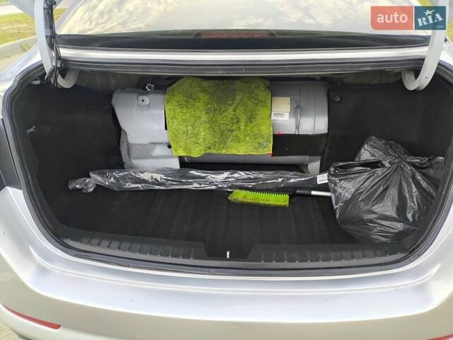 Сірий Кіа K5, об'ємом двигуна 2 л та пробігом 181 тис. км за 8250 $, фото 6 на Automoto.ua
