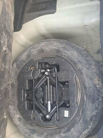 Серый Киа K5, объемом двигателя 2 л и пробегом 230 тыс. км за 7000 $, фото 16 на Automoto.ua